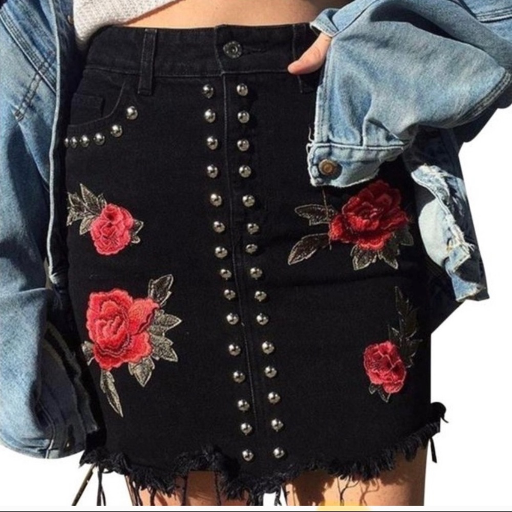 Carmar Denim/ LF Embroidered Skirt